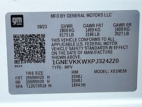 Used 2023 Chevrolet Traverse Premier w/ Redline Edition AWD/4WD image 35