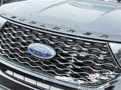 Certified 2022 Ford Explorer ST w/ Equipment Group 401A image 27