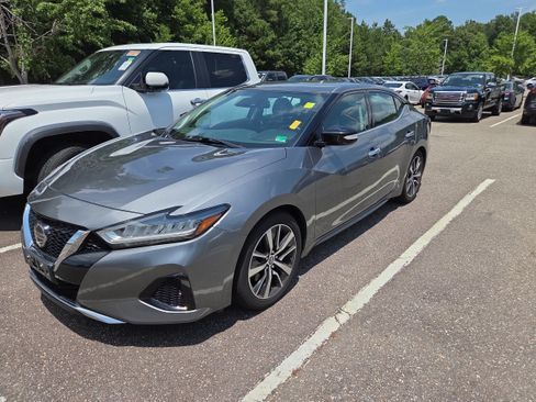 Used 2021 Nissan Maxima 3.5 SV w/ Floor Mat Group FWD image 7