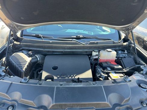 Used 2021 Chevrolet Traverse RS image 21