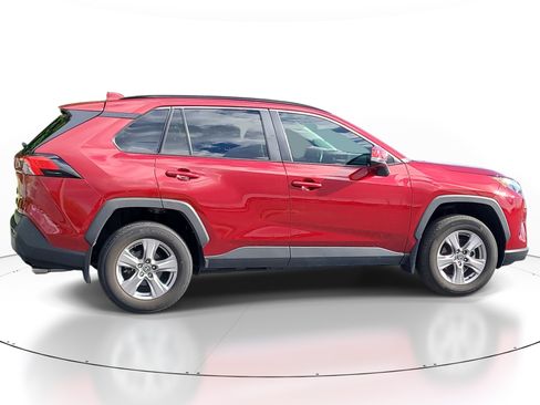 Used 2025 Toyota RAV4 XLE w/ Convenience Package FWD image 8