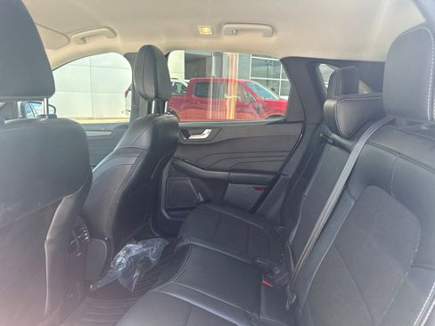 Used 2025 Ford Escape SE FWD image 10