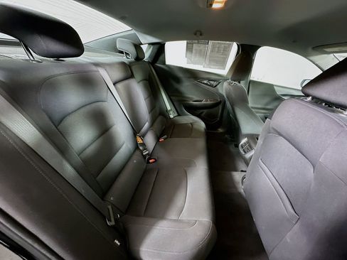 Used 2022 Chevrolet Malibu LT image 11