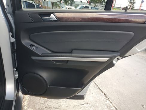 Used 2011 Mercedes-Benz ML 350 2WD image 37