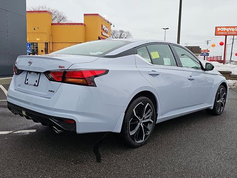 Certified 2025 Nissan Altima 2.5 SR AWD/4WD image 7