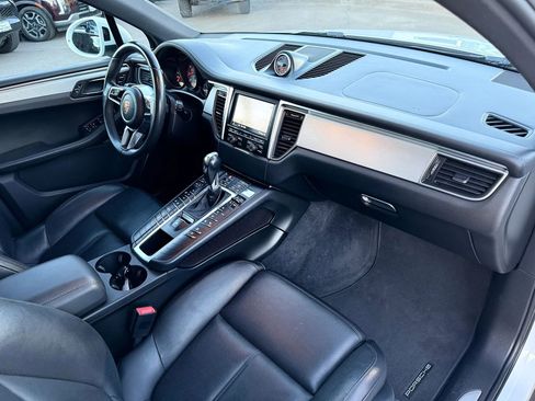 Used 2016 Porsche Macan S w/ Premium Package Plus AWD/4WD image 21