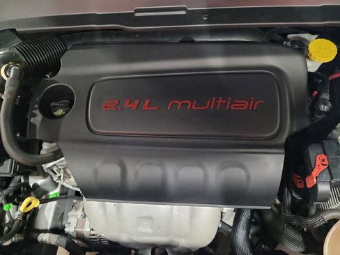 Used 2017 Jeep Compass Latitude w/ Popular Equipment Group AWD/4WD image 30