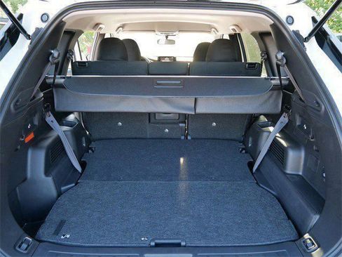 New 2025 Mitsubishi Outlander ES image 6