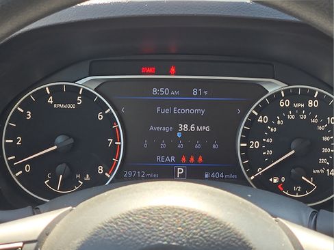Used 2025 Nissan Altima 2.5 SV FWD image 9