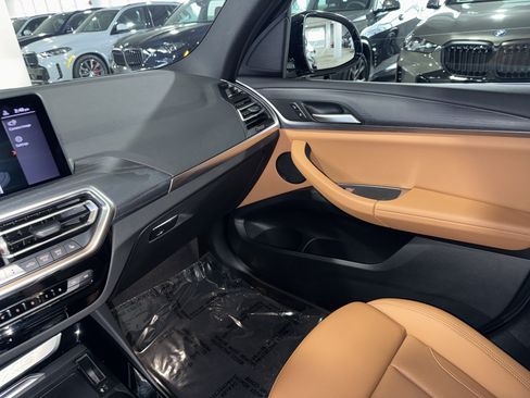 Used 2024 BMW X3 sDrive30i w/ Premium Package RWD image 31