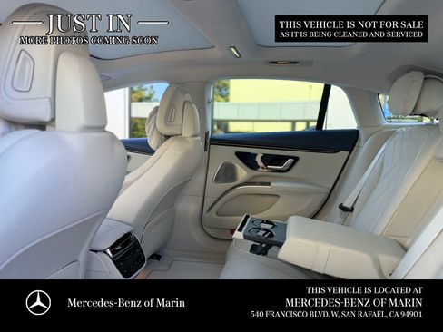 Used 2022 Mercedes-Benz EQS 580 4MATIC Sedan image 7