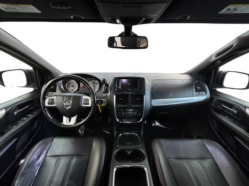 Used 2019 Dodge Grand Caravan GT FWD image 17