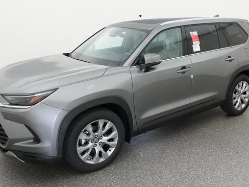 New 2026 Toyota Grand Highlander FWD image 30