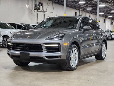 Used 2019 Porsche Cayenne S image 4