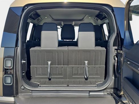 New 2026 Land Rover Defender 110 S image 14