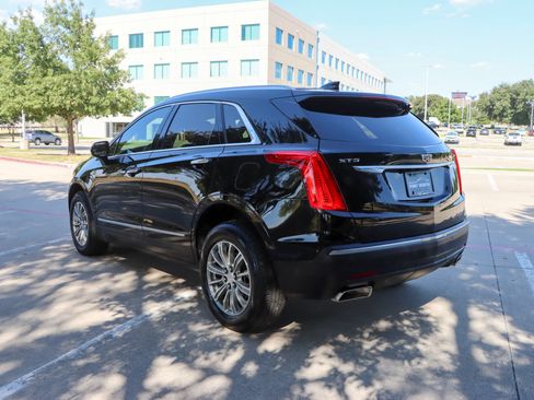 Used 2019 Cadillac XT5 Luxury FWD image 5