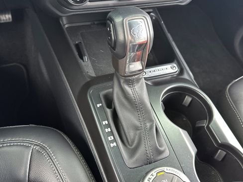 Used 2025 Ford Bronco Outer Banks image 20