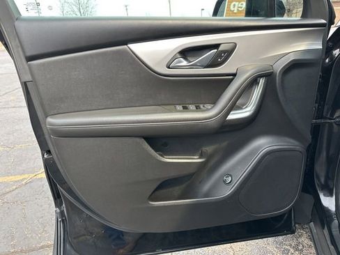 Used 2023 Chevrolet Blazer LT image 22