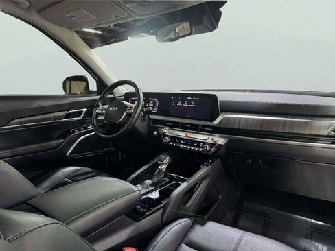 Used 2023 Kia Telluride EX w/ EX Captain's Chair Package FWD image 57
