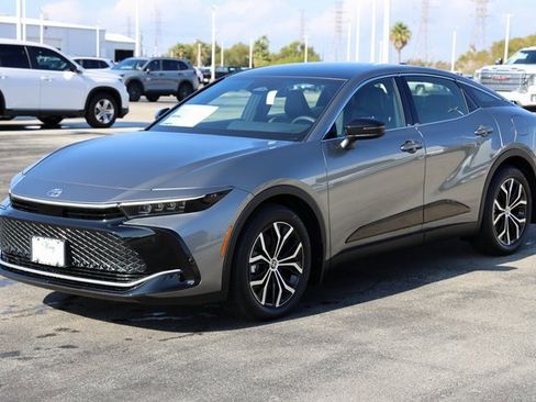 New 2026 Toyota Crown Limited image 3