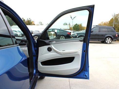 Used 2010 BMW X5 M image 37