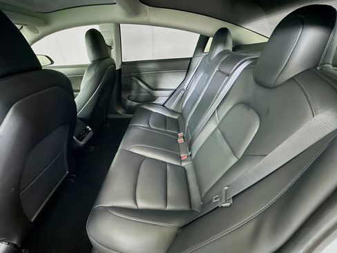 Used 2019 Tesla Model 3 Standard Range Plus RWD image 26