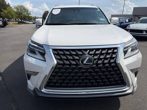 Used 2021 Lexus GX 460 Premium w/ Accessory Package AWD/4WD image 2