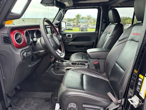Used 2021 Jeep Wrangler Unlimited Rubicon AWD/4WD image 9