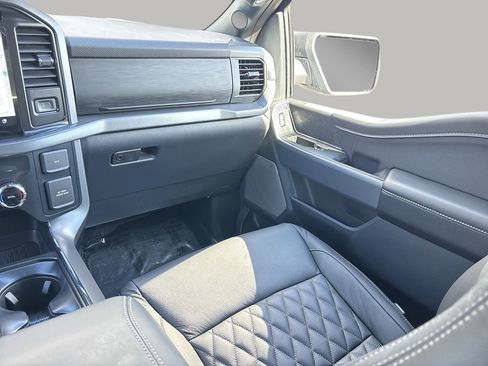 New 2025 Ford F150 XLT w/ Equipment Group 303A High image 15