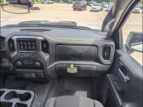 New 2026 Chevrolet Silverado 1500 Custom Trail Boss w/ Turbomax Blackout Package AWD/4WD image 4