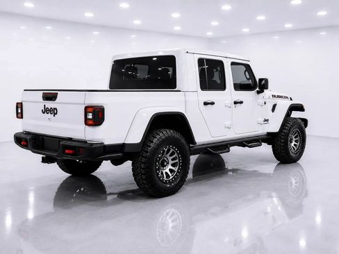 Used 2020 Jeep Gladiator Rubicon AWD/4WD image 5