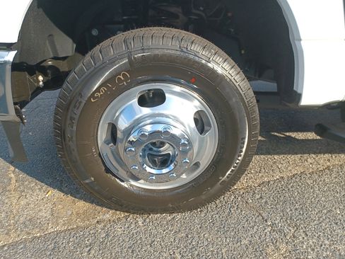 New 2026 Ford F350 XL w/ 360-Degree Camera Package image 8