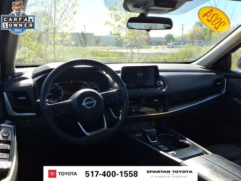 Used 2024 Nissan Rogue SV FWD image 13