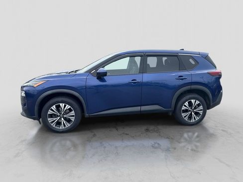 Used 2021 Nissan Rogue SV AWD/4WD image 2