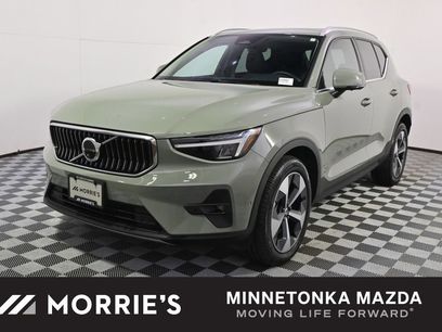 Used 2025 Volvo XC40 B5 Plus