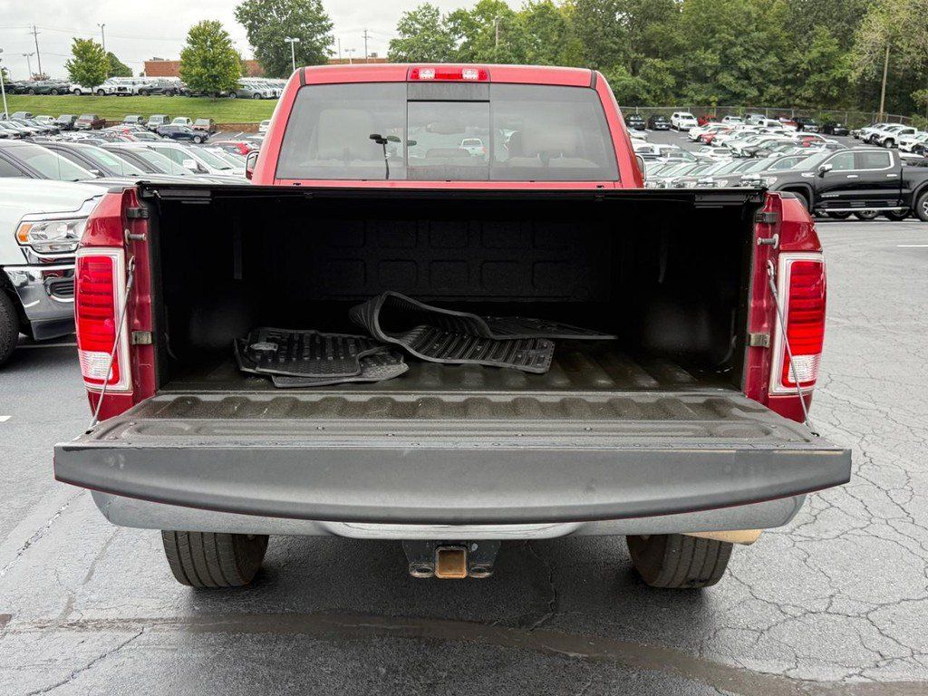 Used 2015 RAM 3500 Laramie w/ Convenience Group AWD/4WD image 4