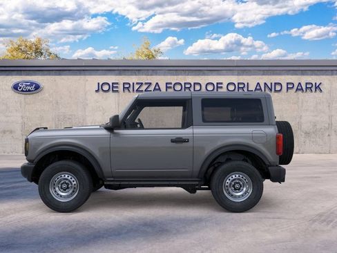New 2025 Ford Bronco 2-Door AWD/4WD image 3