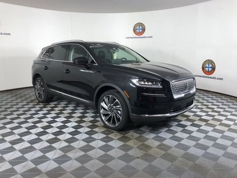 Used 2022 Lincoln Nautilus Reserve w/ Equipment Group 201A AWD/4WD image 16