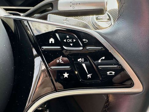 Certified 2022 Mercedes-Benz S 500 4MATIC image 19