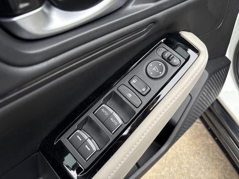 Used 2025 Honda Accord Touring image 15