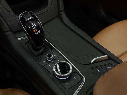 Used 2022 Cadillac XT5 Premium Luxury w/ LPO, Floor Liner Package image 38