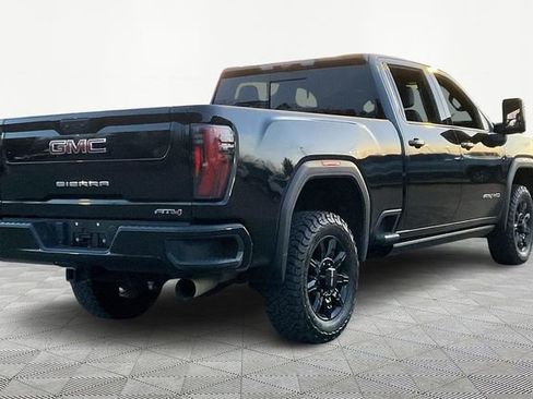 Used 2024 GMC Sierra 2500 AT4 w/ AT4 Premium Plus Package image 5