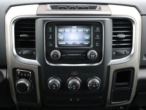 Used 2019 RAM 1500 Classic SLT image 34