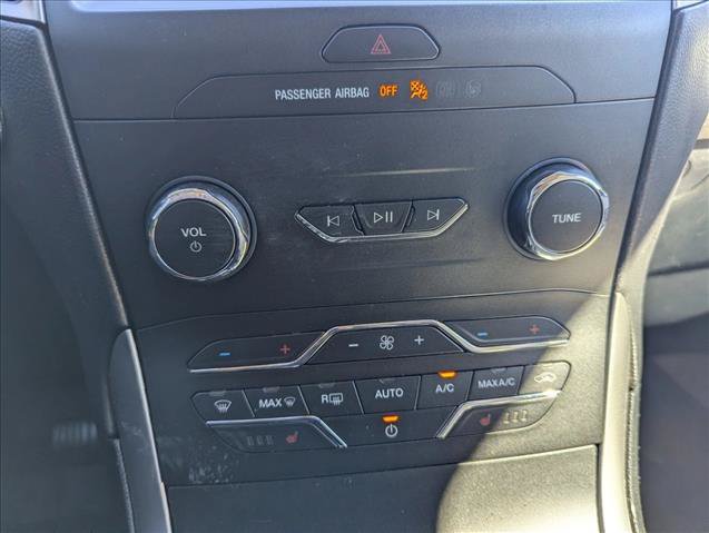Used 2020 Ford Edge SEL w/ Convenience Package FWD image 20