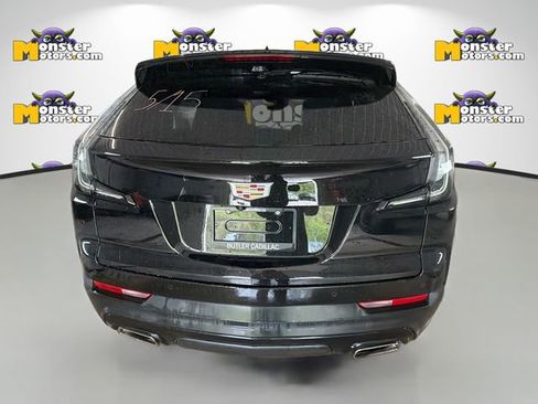 Used 2023 Cadillac XT4 Sport w/ Enhanced Visibility Package AWD/4WD image 5