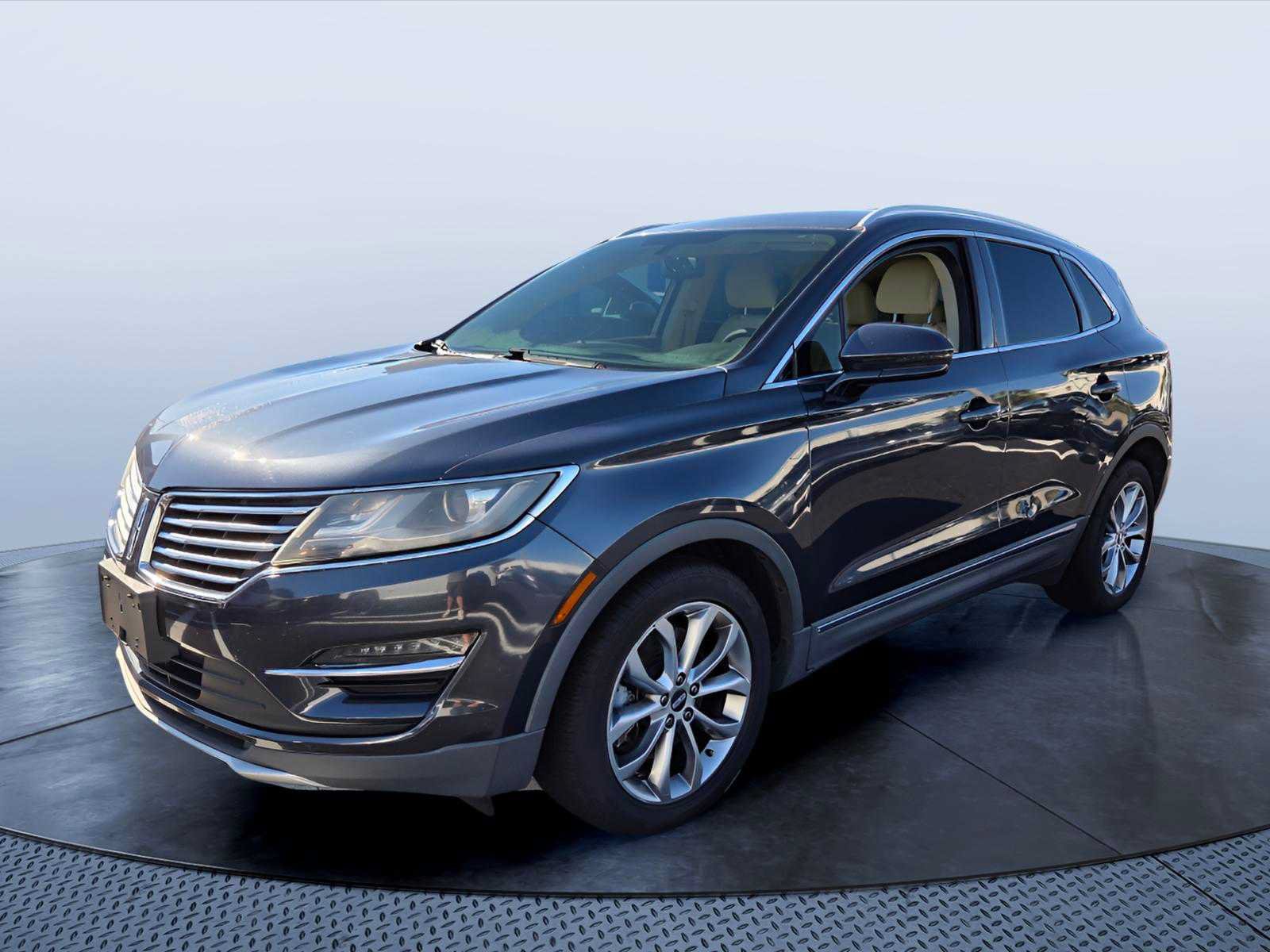 Used 2015 Lincoln MKC FWD w/ Equipment Group 101A Select image 7