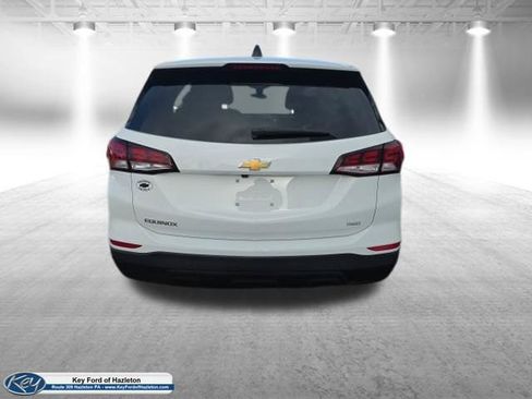 Used 2024 Chevrolet Equinox LS AWD/4WD image 3