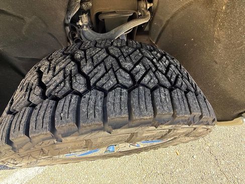 Used 2020 Chevrolet Silverado 1500 LT w/ LT Value Package image 15