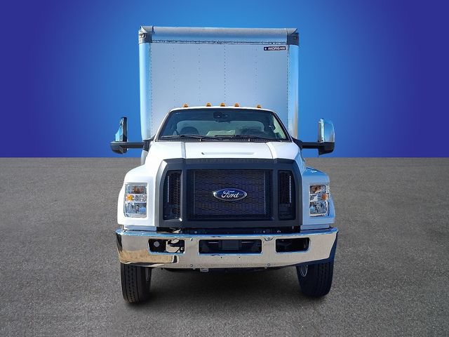 Used 2023 Ford F650 2WD Regular Cab Super Duty image 2