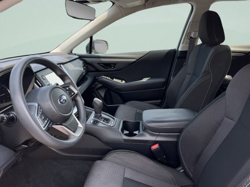 Used 2024 Subaru Outback AWD/4WD image 13